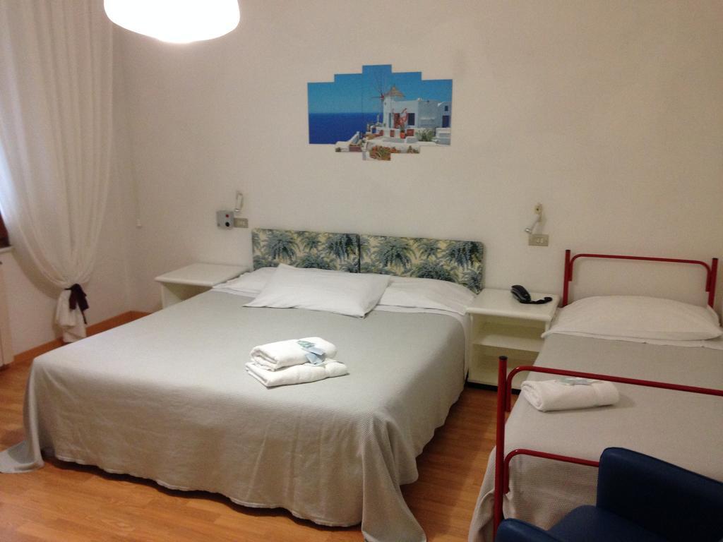 Hotel Mediterraneo Chianciano Terme Rum bild